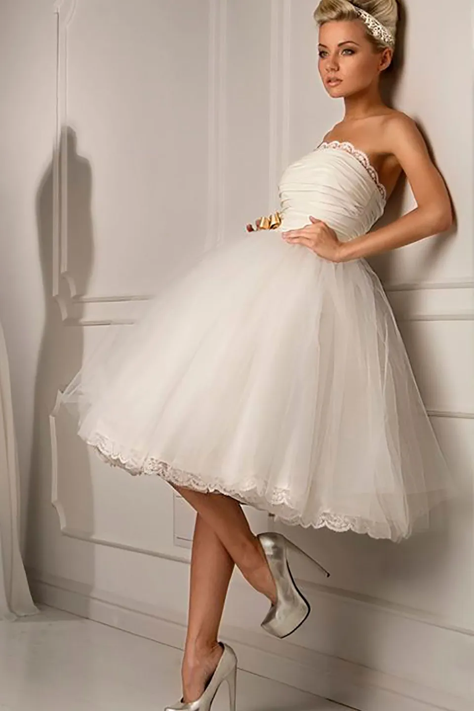 Свадебное платье короткое