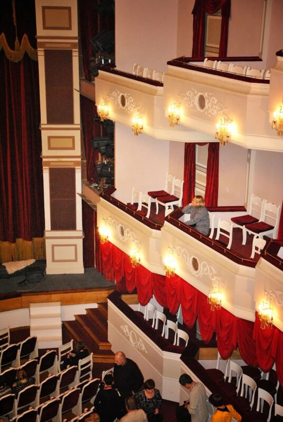 схема основного зала малого театра