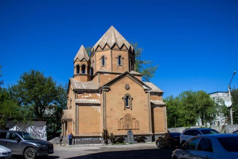 Армения церковь