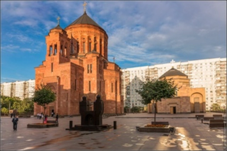 Армянская апостольская церковь в москве