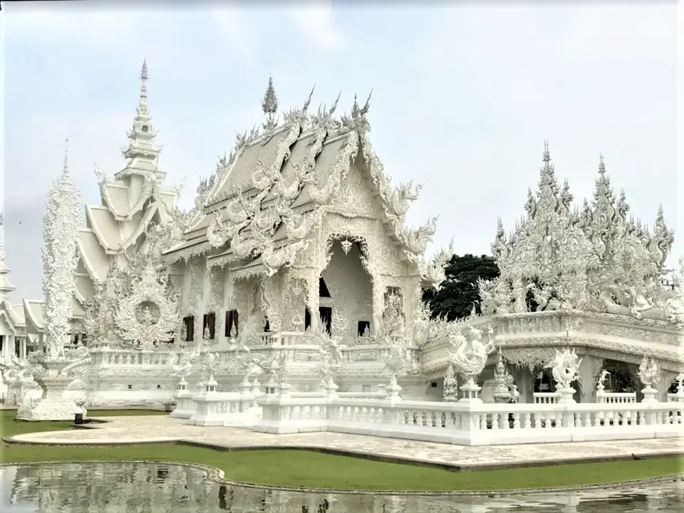 Белый храм чианг рай