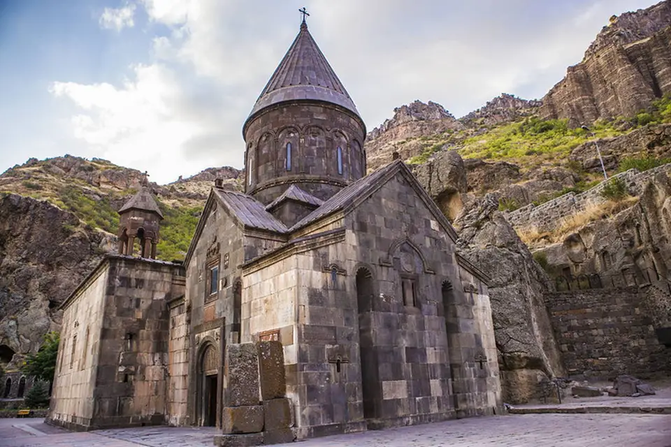 Монастырь гегард в армении
