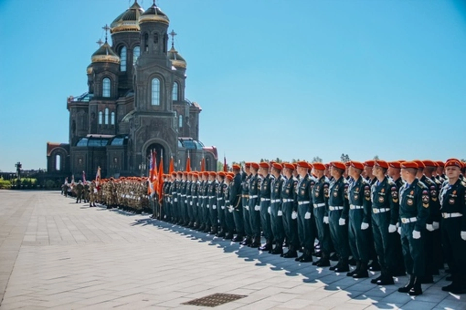 Храм вооружённых сил в парке патриот
