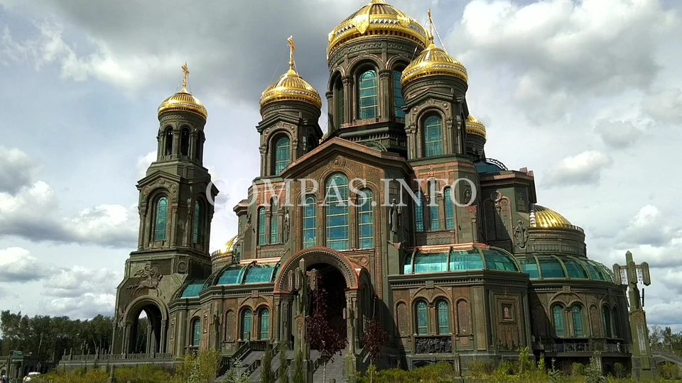 Главный храм вооруженных сил россии в парке патриот