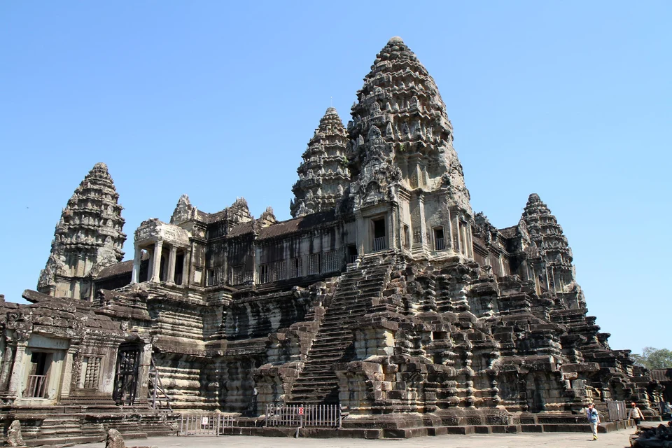 Храм в камбодже ангкор ват