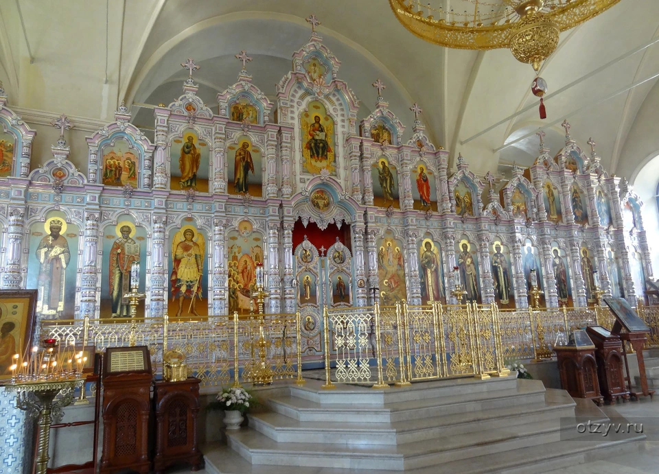 Шамордино казанский храм внутри