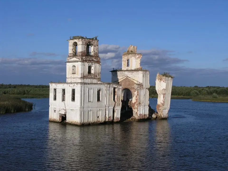Затопленный храм рыбинское водохранилище
