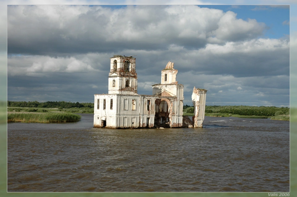 Затопленная церковь