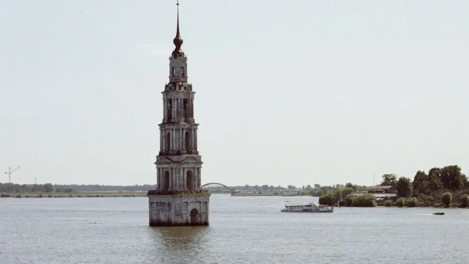Калязин затонувшая церковь на волге