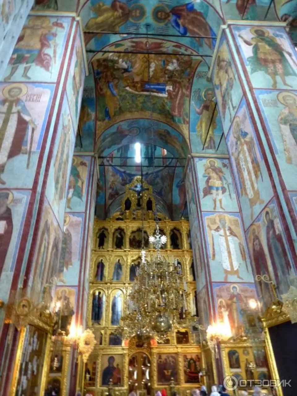 Троицкий собор Сергиева Лавра внутри