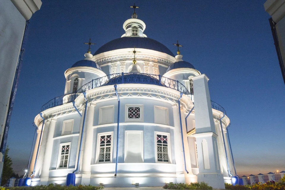 Церковь казанской иконы божией матери в тельме ночью