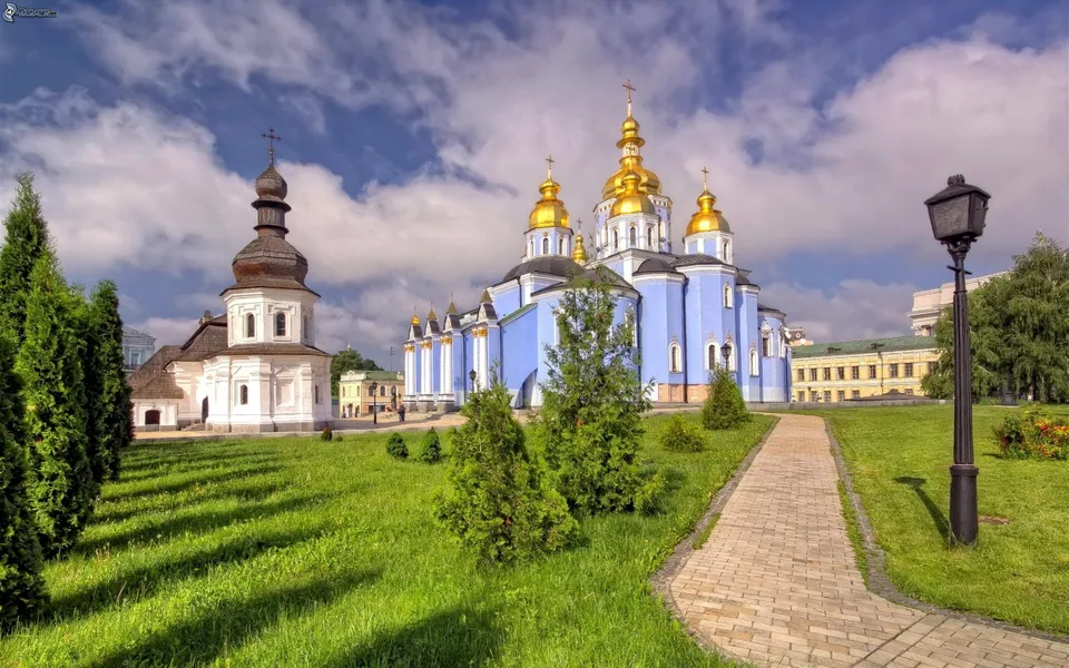 Михайловский златоверхий монастырь киев