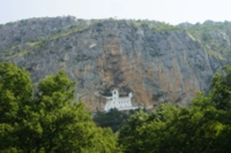 Монастырь острог в черногории