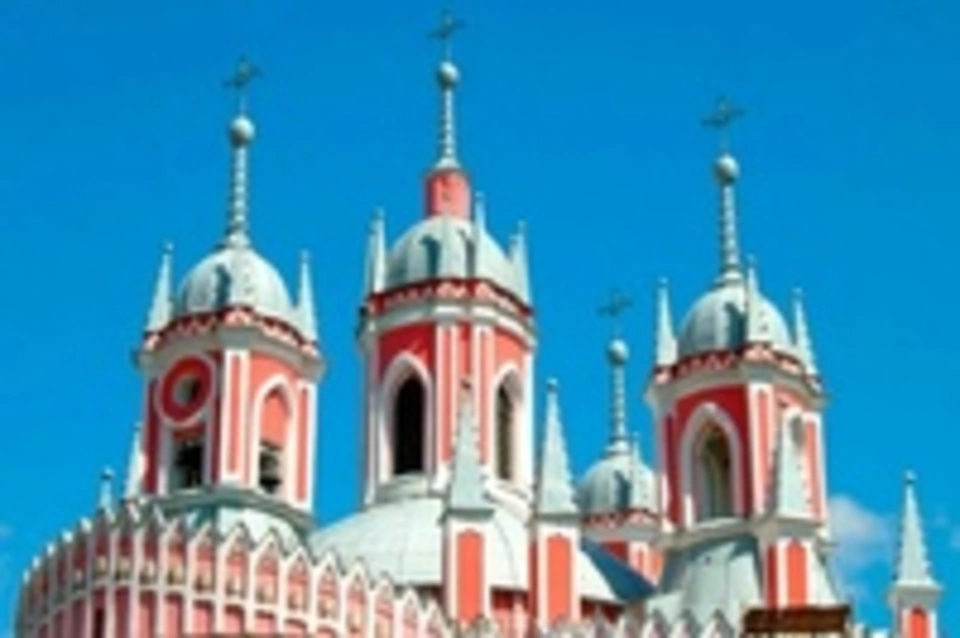 Чесменская церковь пинакли