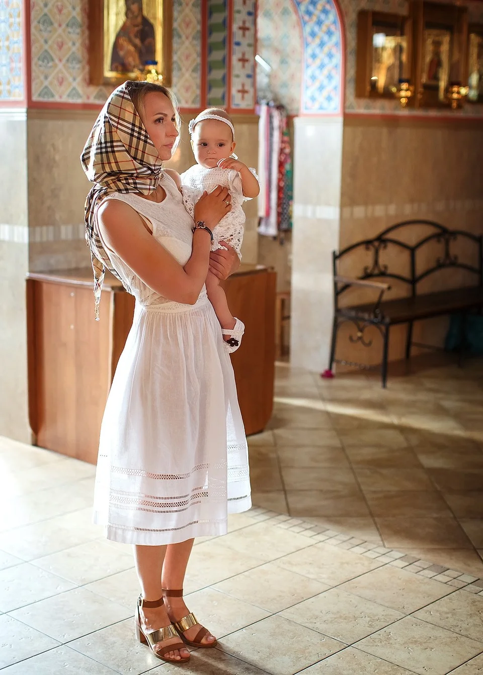 Платья для крестной на крещения ребенка в церкви