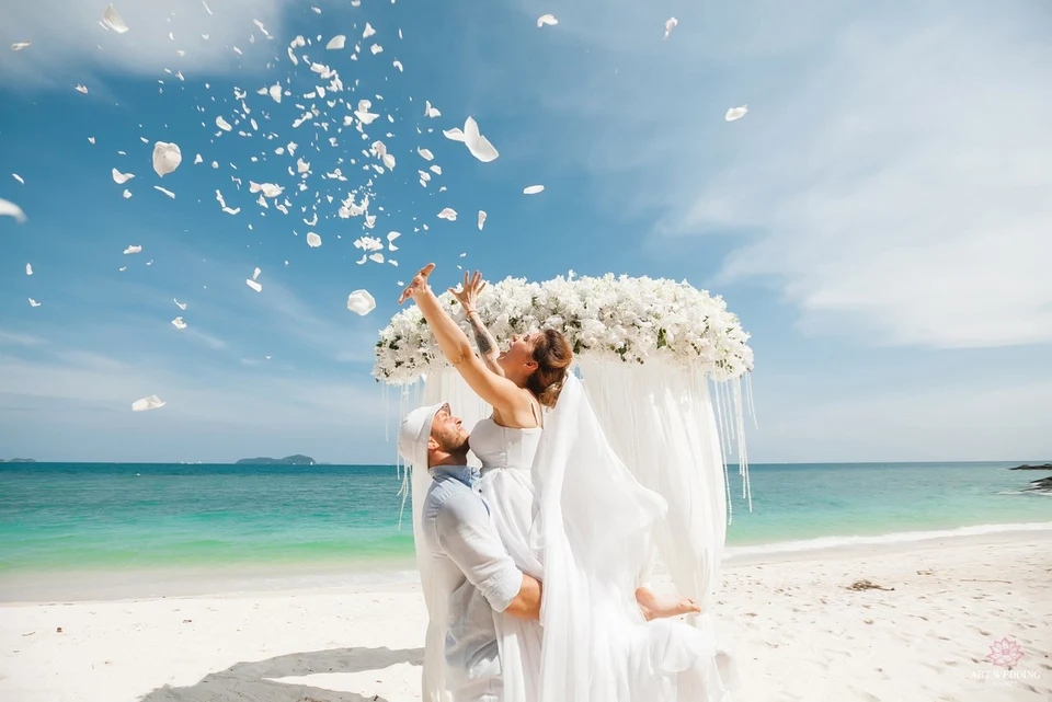 Свадьба на море для двоих