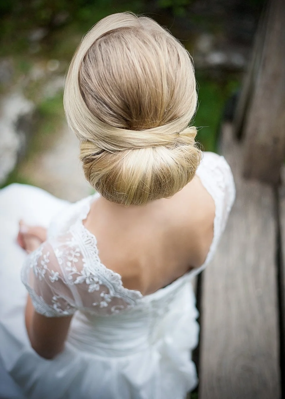 Простые свадебные прически на средние волосы