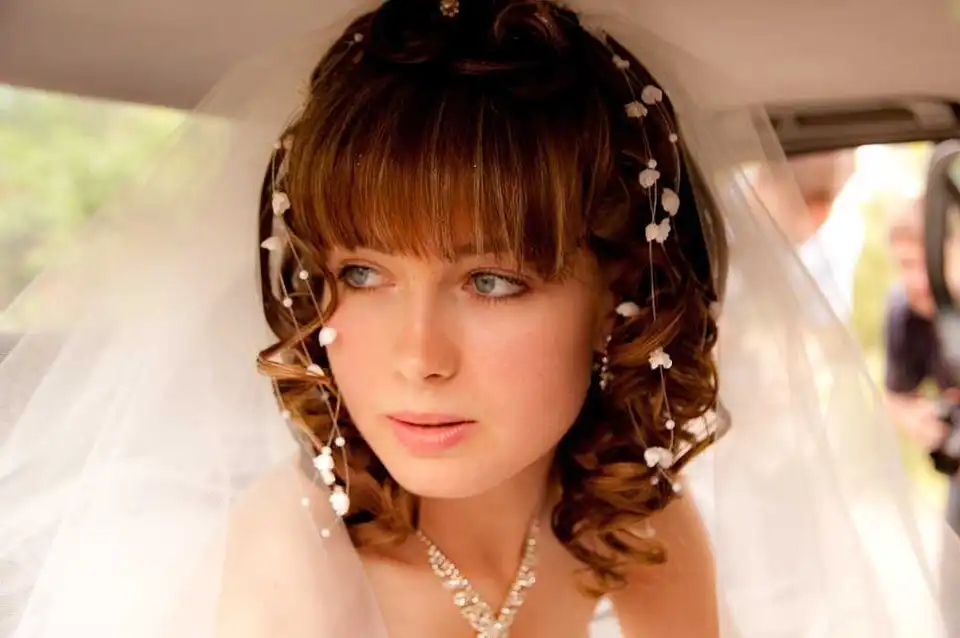 Прическа на свадьбу на короткие волосы