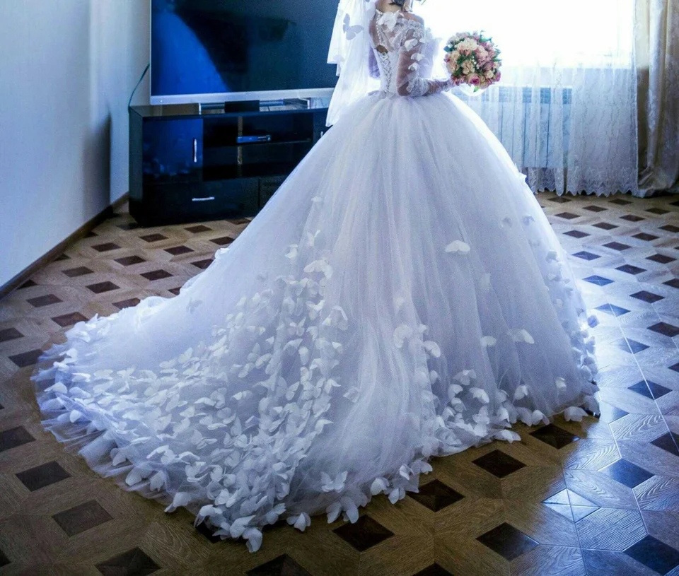 Свадебные платья красивые