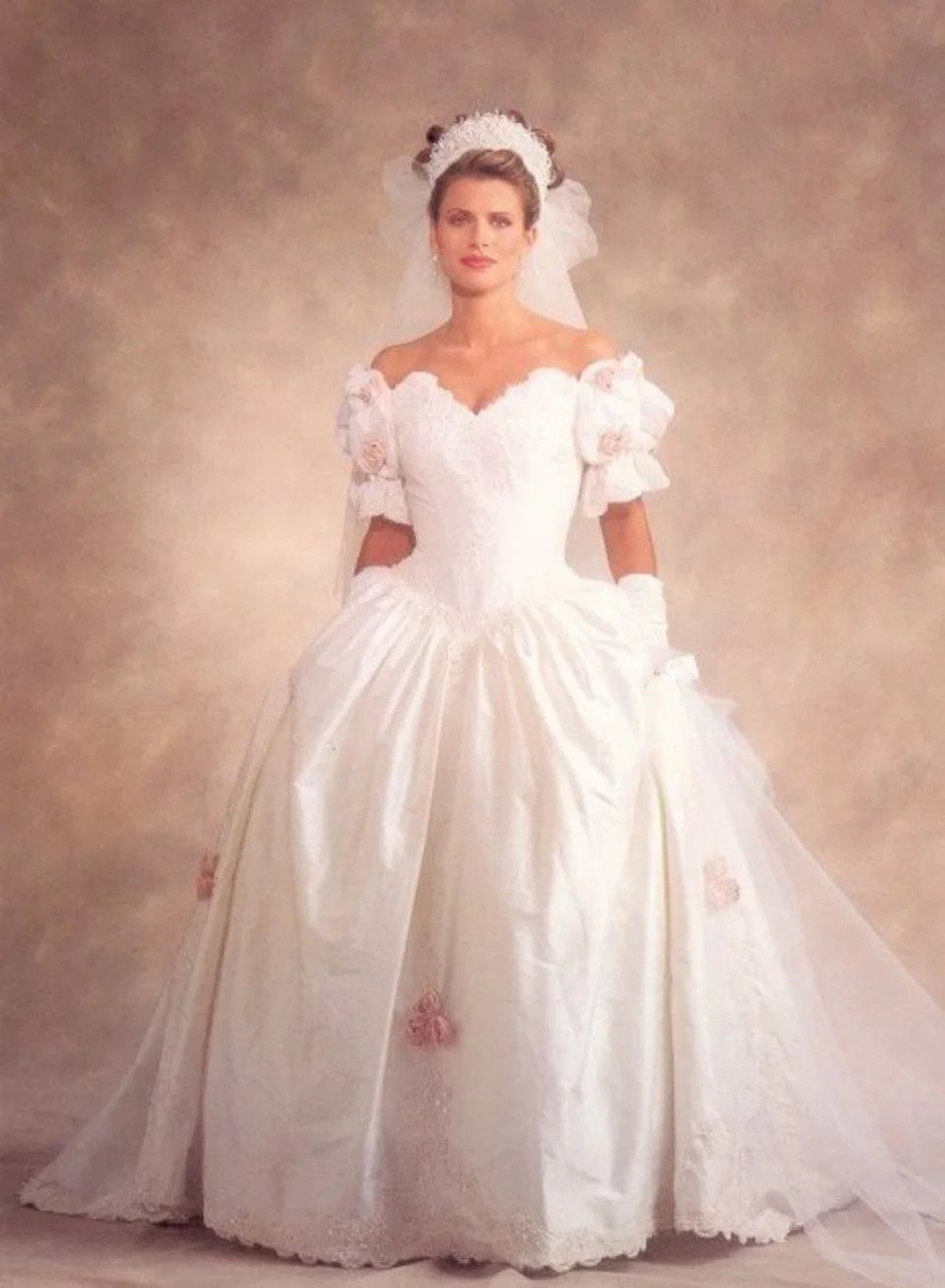 свадебные платья 2000 х годов фото