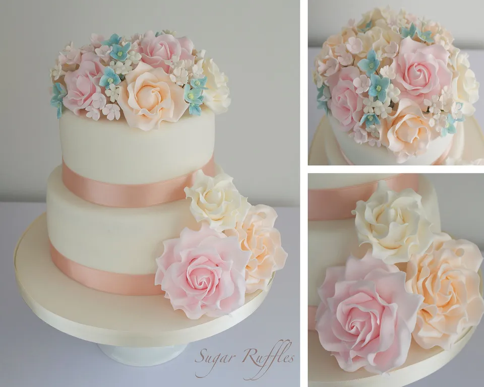 Свадебный торт с цветами из мастики