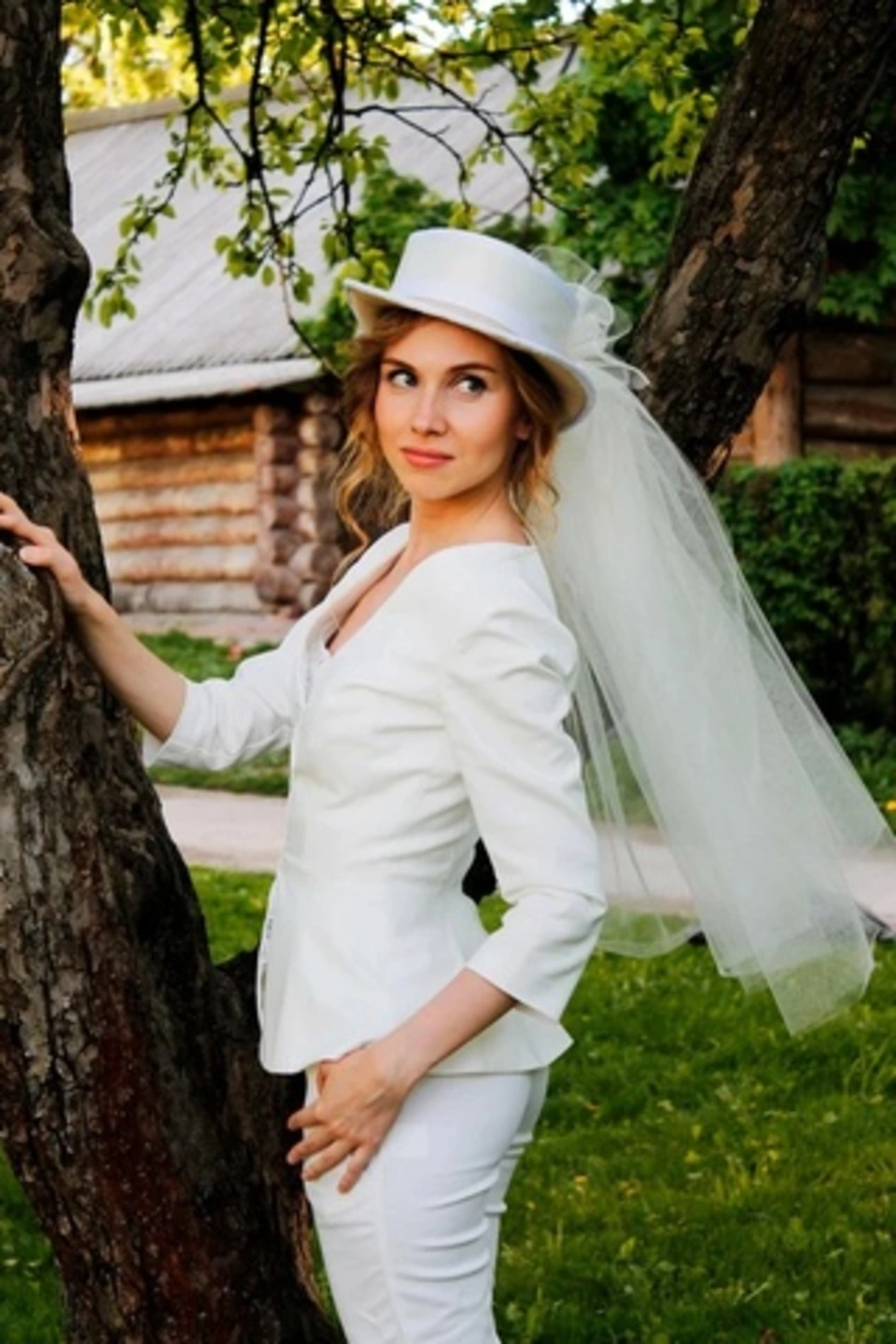 Невеста в шляпе