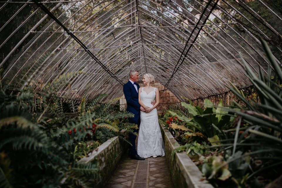 Свадебная фотосессия в ботаническом саду