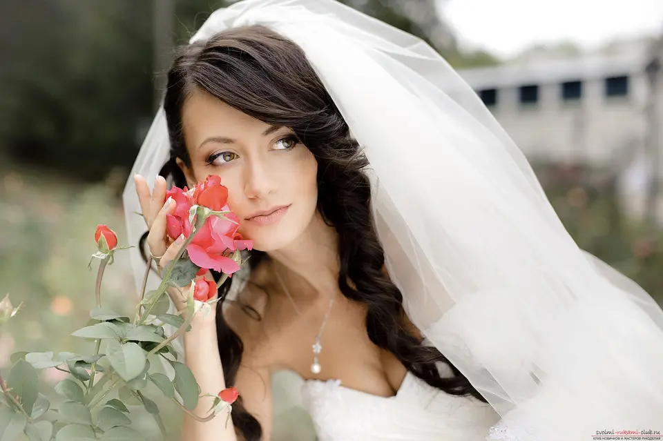 Прическа на свадьбу невесте