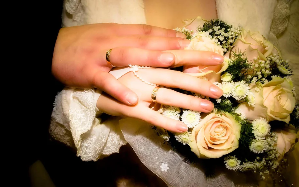 Свадебное кольцо