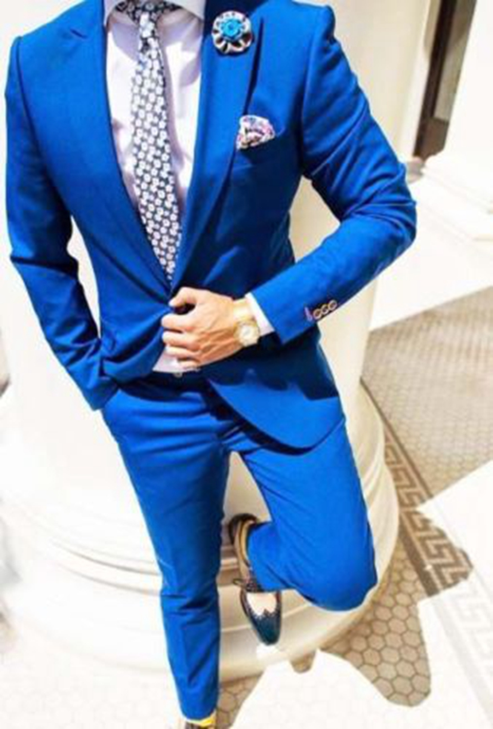 Синий костюм мужской