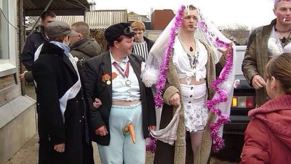 Смешные костюмы на свадьбу