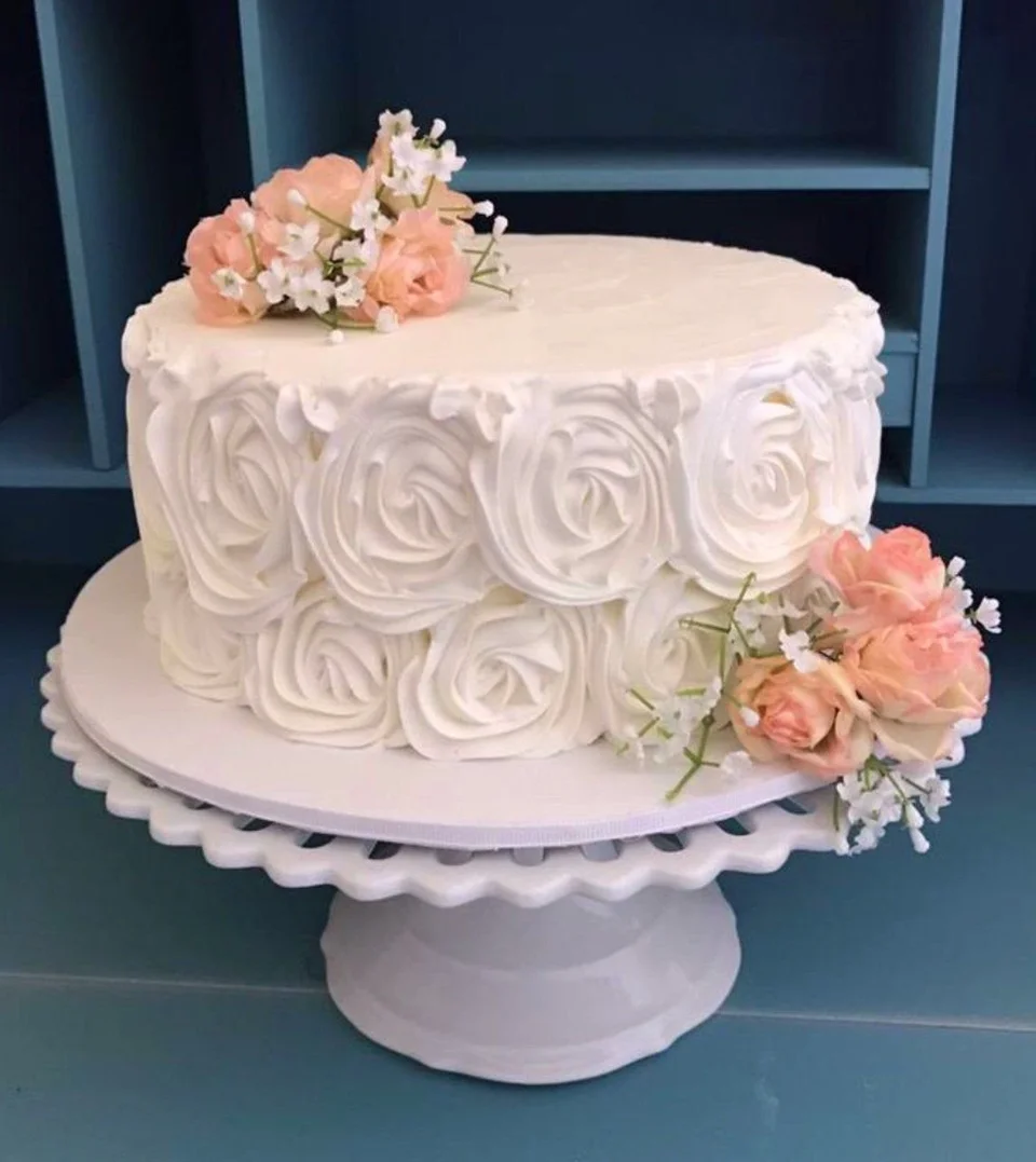 Кремовый свадебный торт