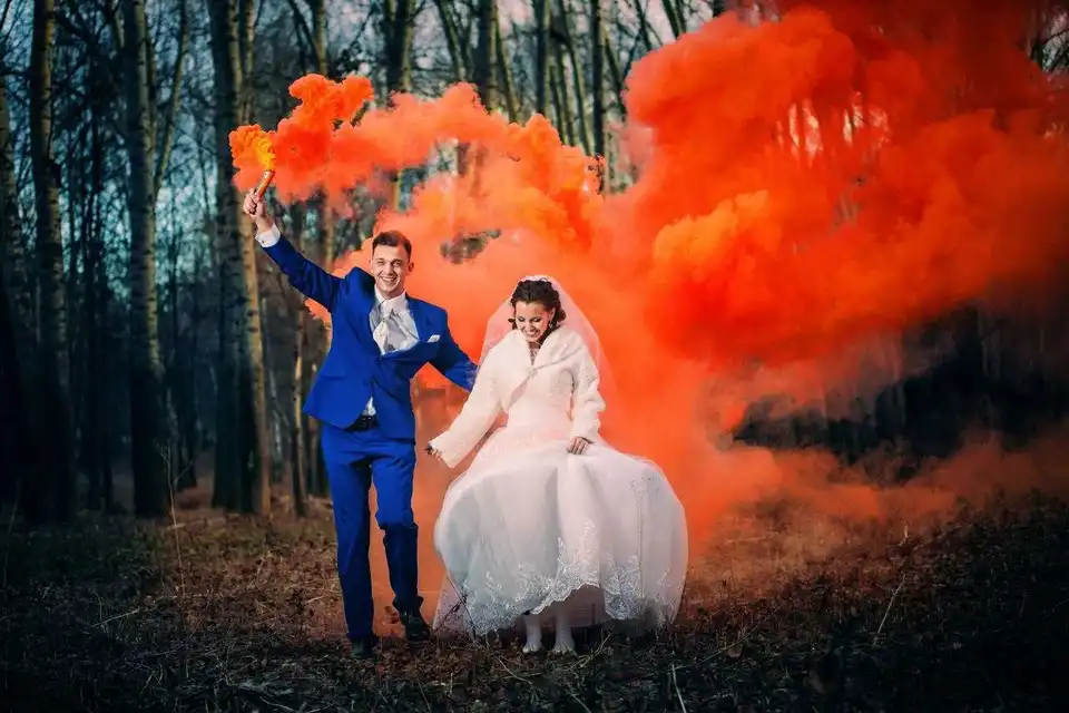 Цветной дым свадьба