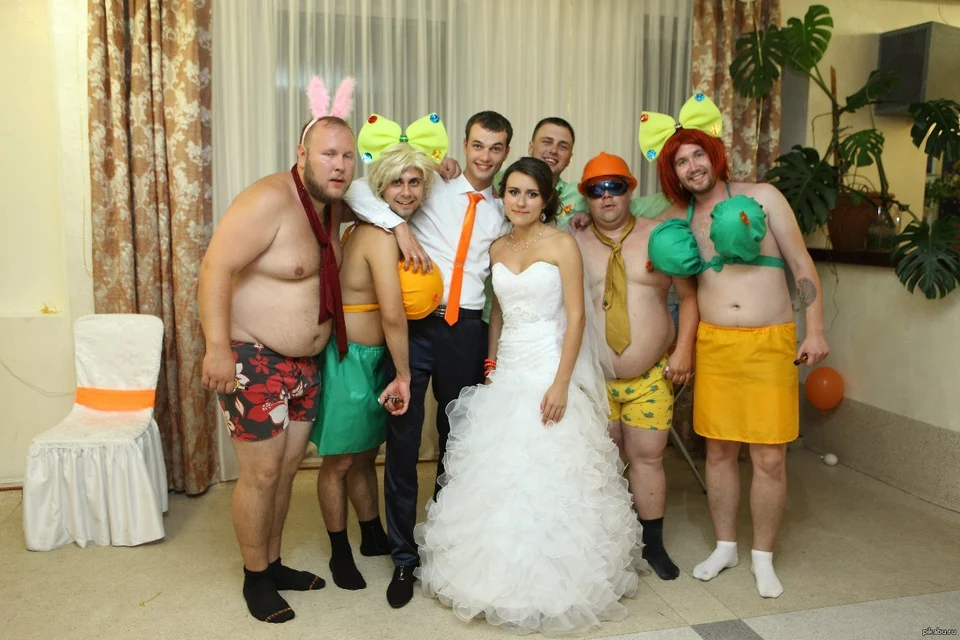 Смешные костюмы на свадьбу