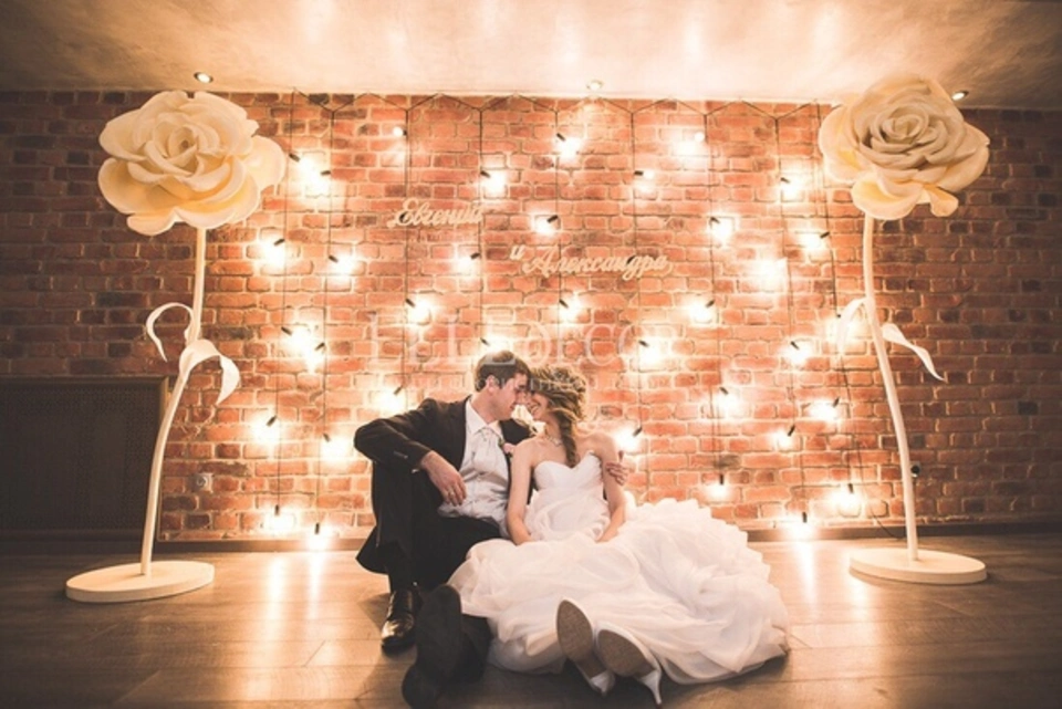 Фотозона на свадьбу лофт