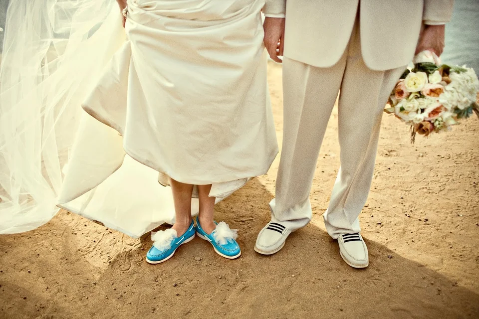 Свадебные кроссовки для жениха