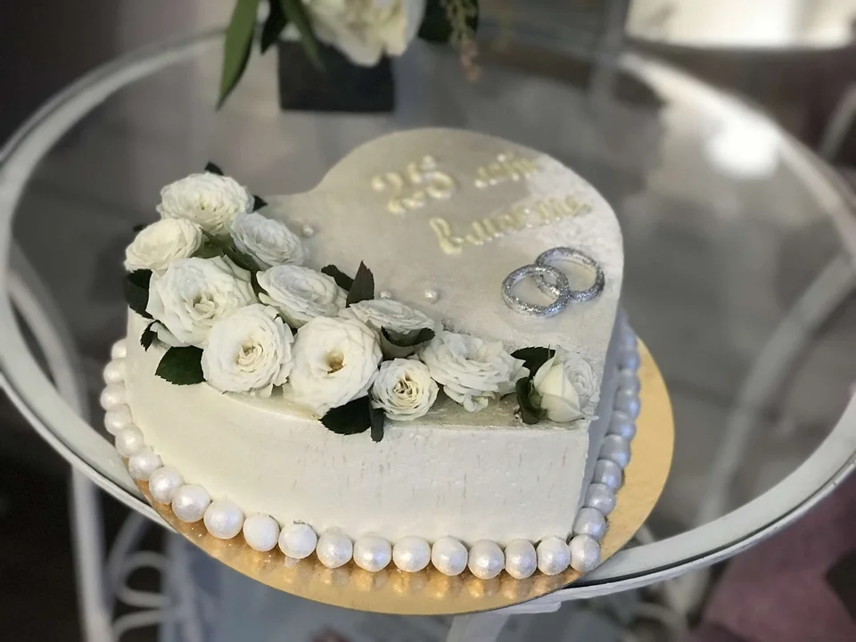 Золотая свадьба торт