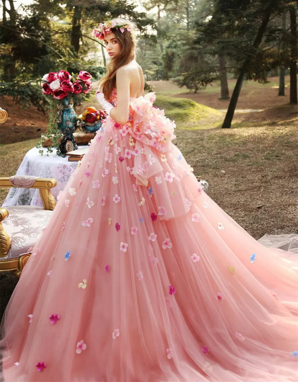 Розовое сказочное платье