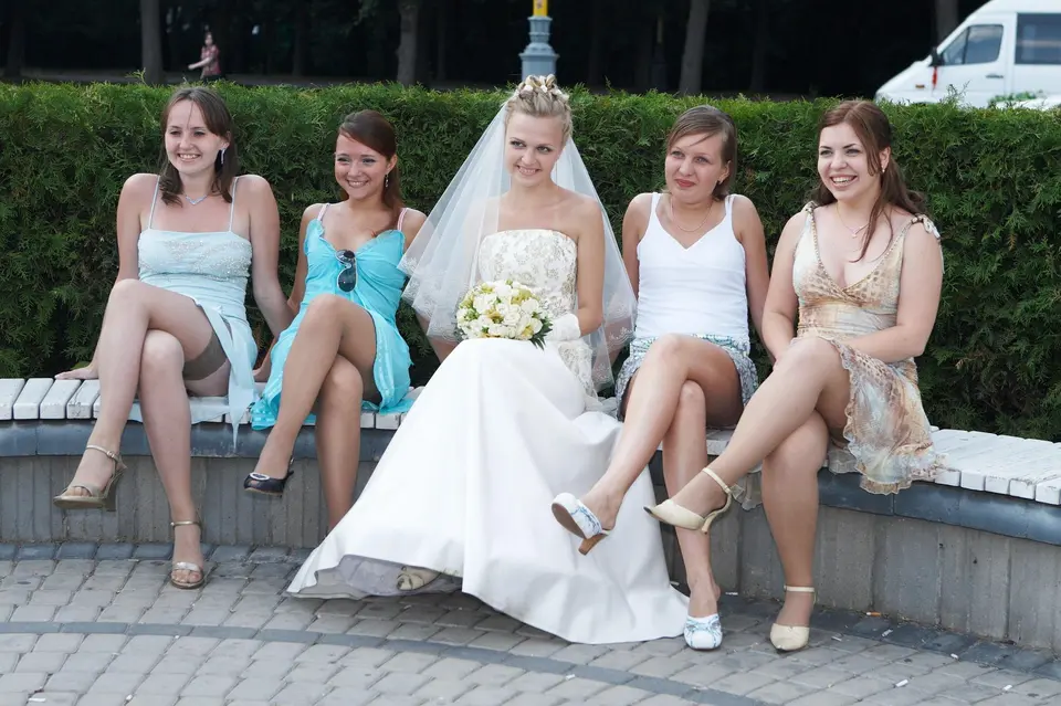 Пьяные подружки невесты