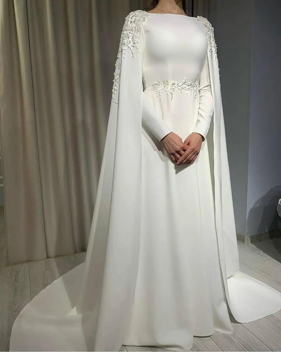 Свадебное платье с накидкой
