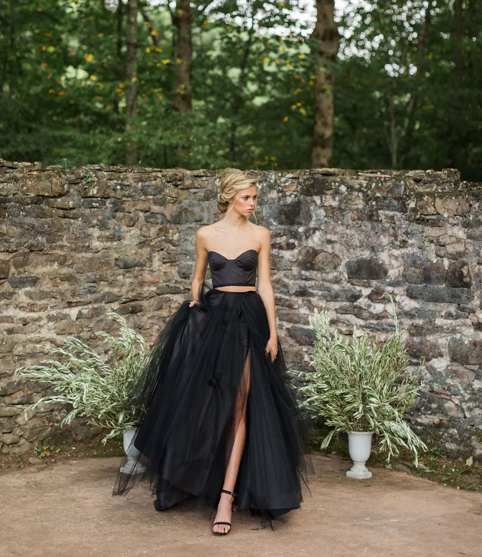 Черное платье на свадьбу