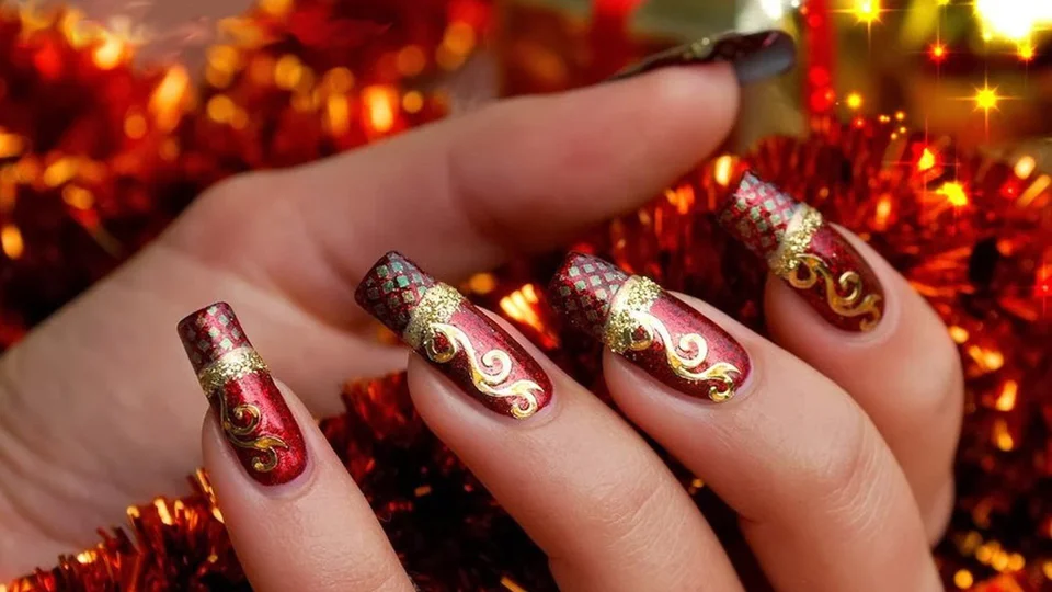 Красивые новогодние ногти