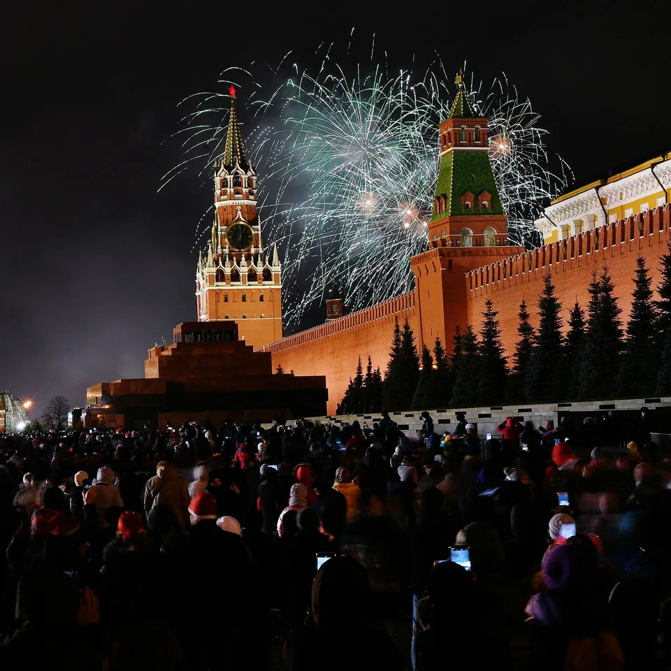 Салют на красной площади 2022 в москве