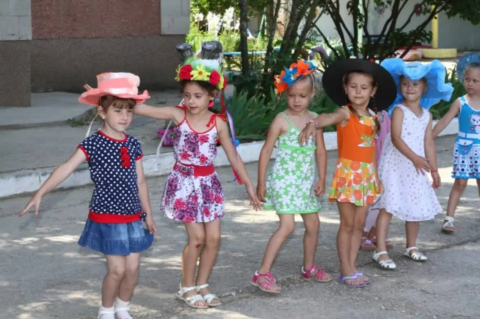 Парад шляпок в детском саду