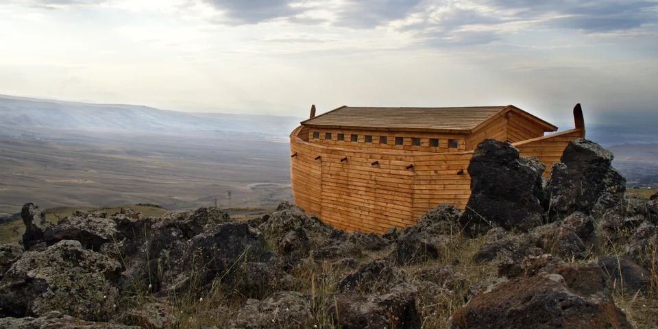 Ноев ковчег на горе арарат