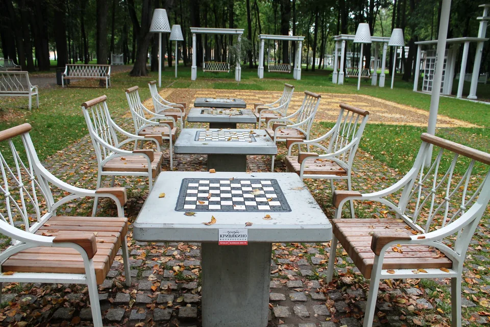 Шахматные столы в парк толстого