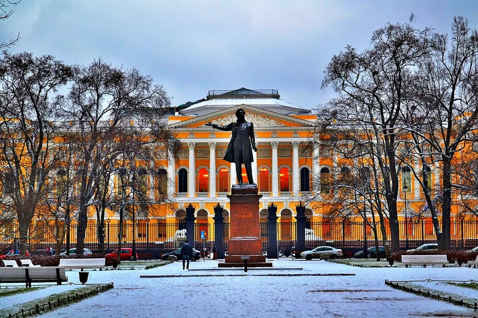 Памятник а с пушкину санкт петербург площадь искусств