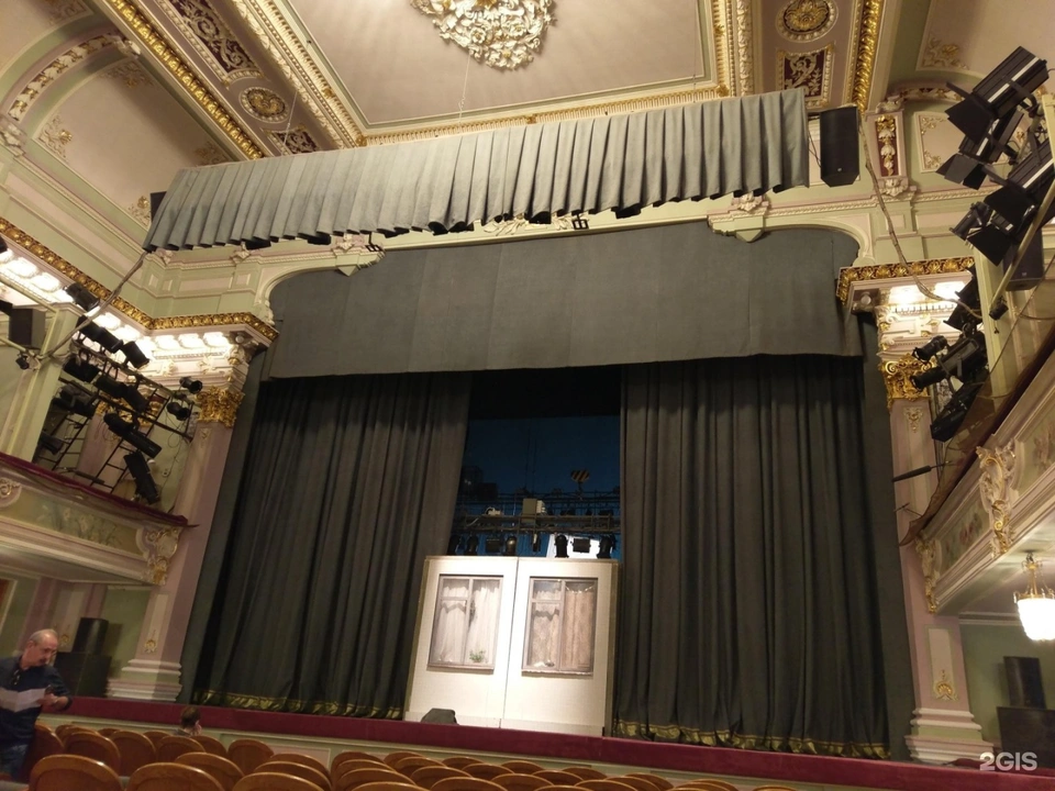 Театр имени комиссаржевской санкт-петербург