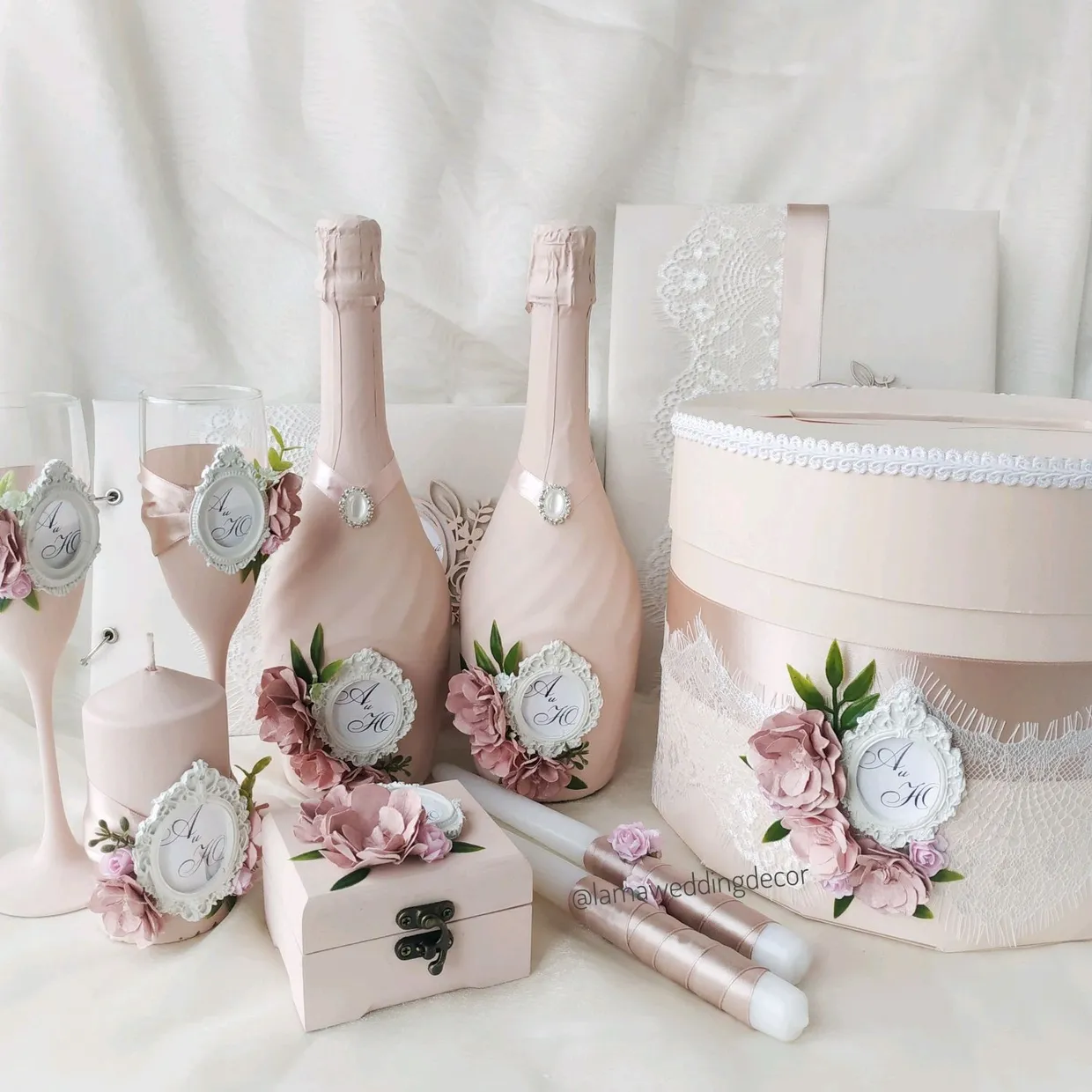 Свадебный набор аксессуаров в пудровом цвете