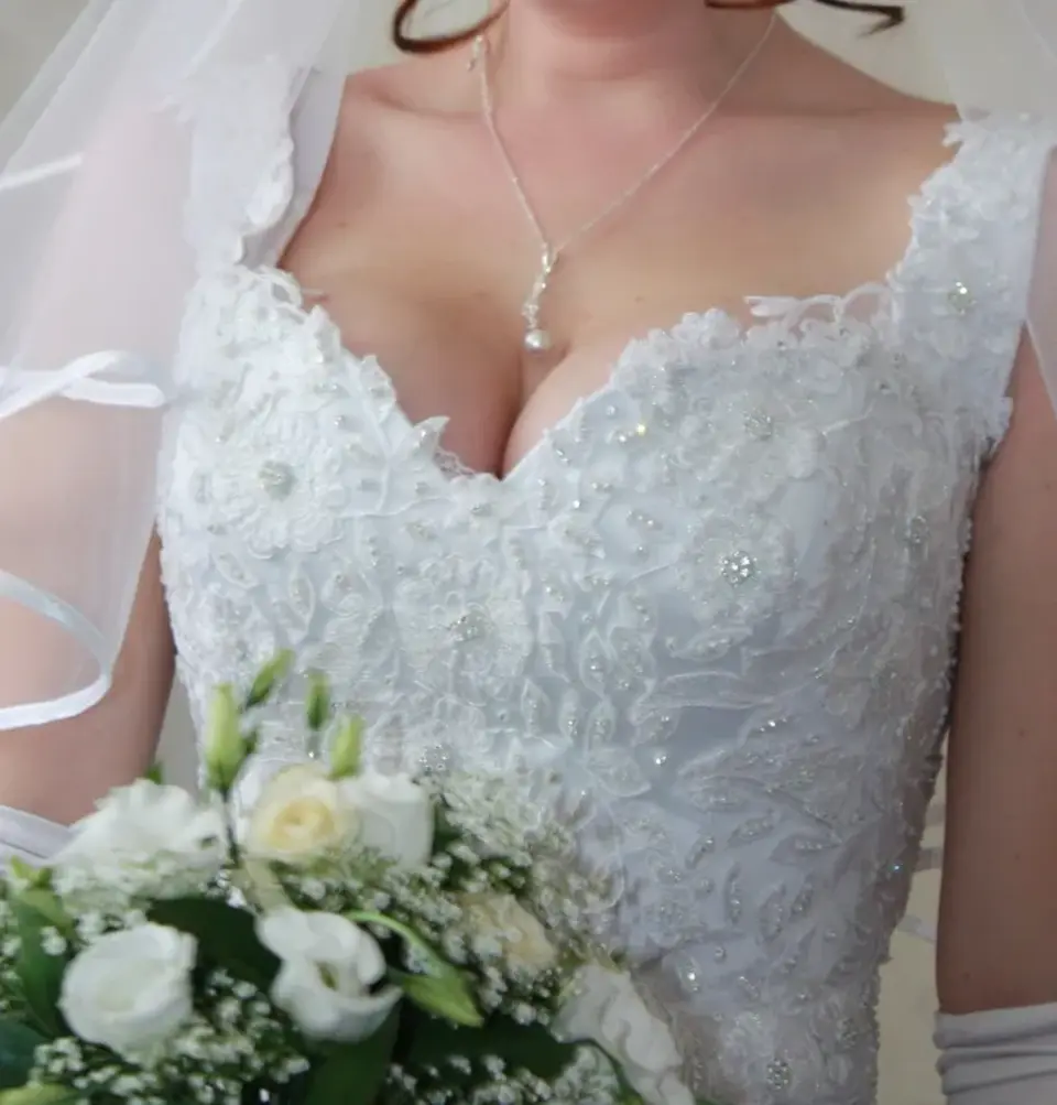 Красивое свадебное платье киев